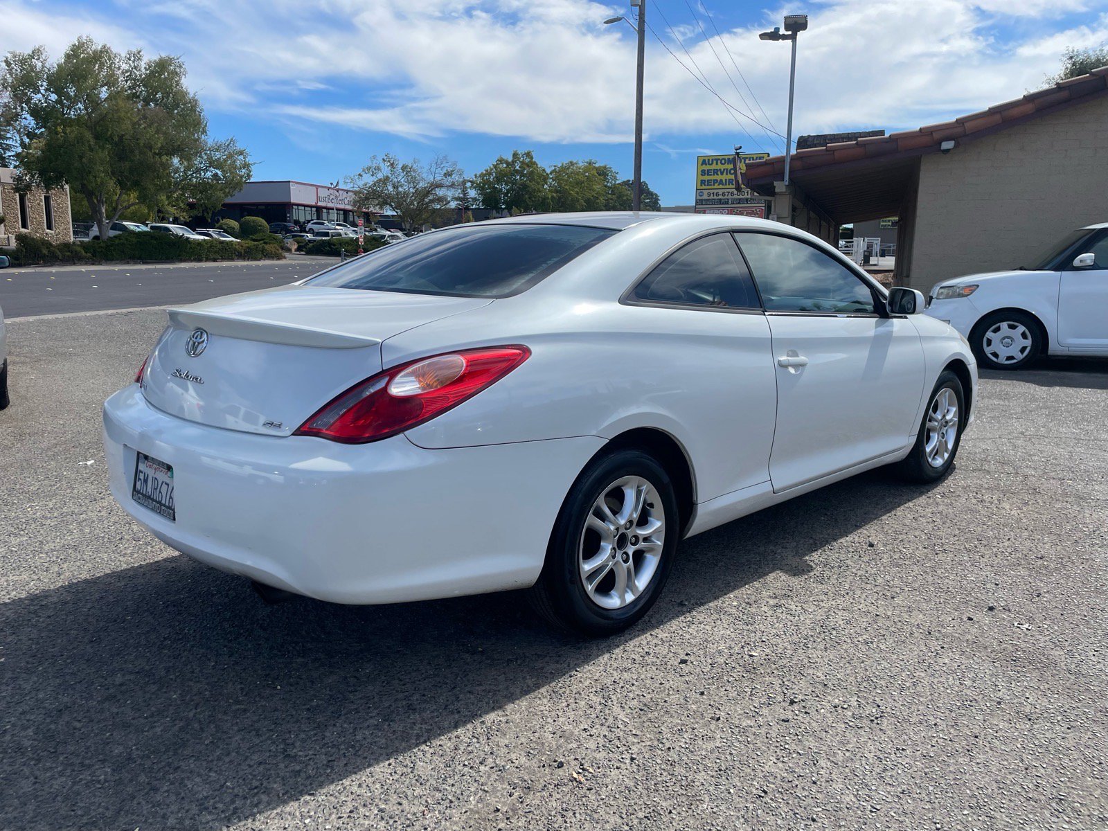 Used 2005 Toyota Solara SE FWD image 4
