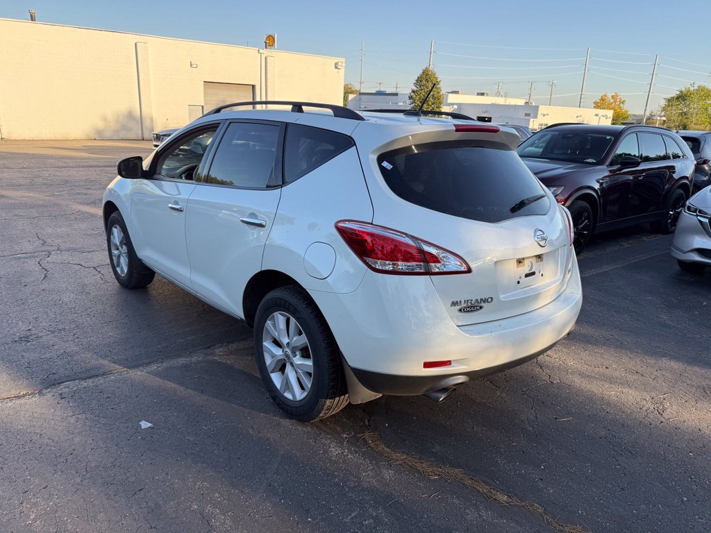Used 2012 Nissan Murano SV FWD image 2