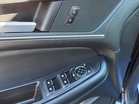 Used 2024 Ford Edge SEL image 21