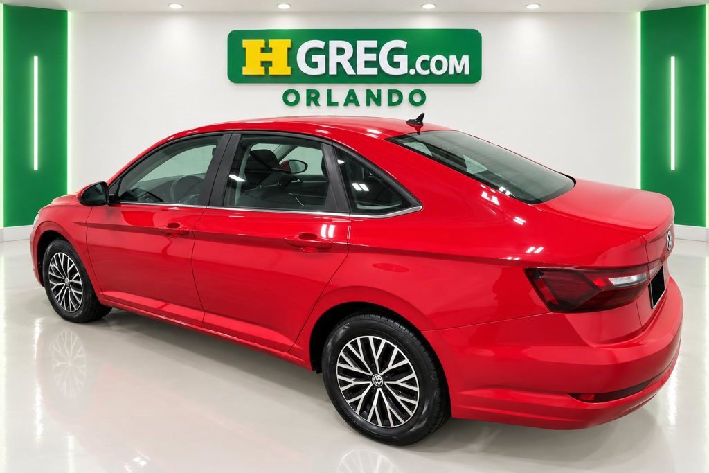 Used 2021 Volkswagen Jetta R-Line FWD image 2