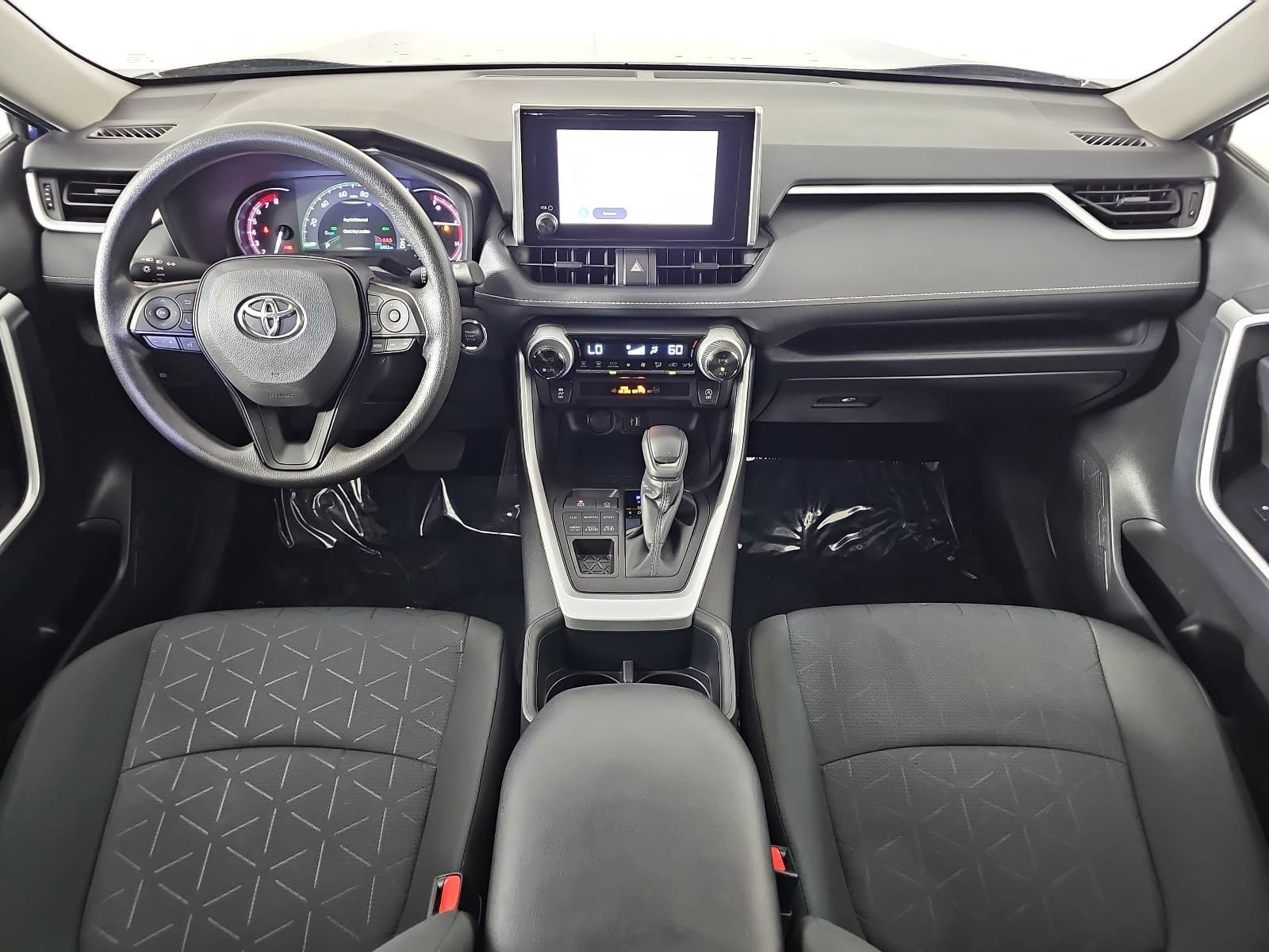 Used 2025 Toyota RAV4 XLE AWD/4WD image 10