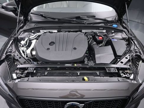 Used 2025 Volvo S60 B5 Plus w/ Protection Package Premier image 30