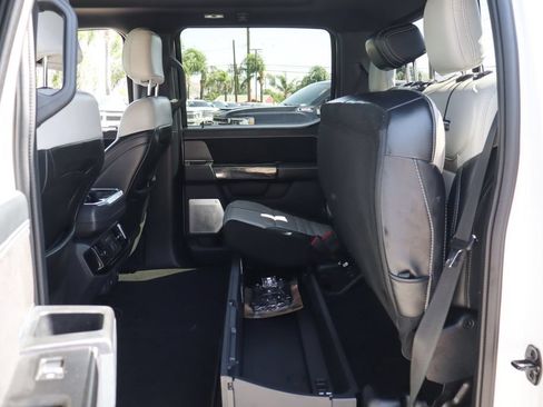 Used 2022 Ford F150 Lightning Platinum AWD/4WD image 44
