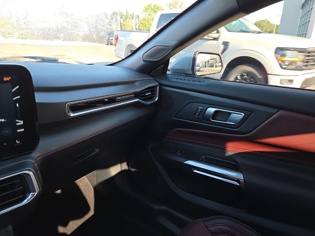 Used 2024 Ford Mustang GT Premium w/ GT Performance Package RWD image 15