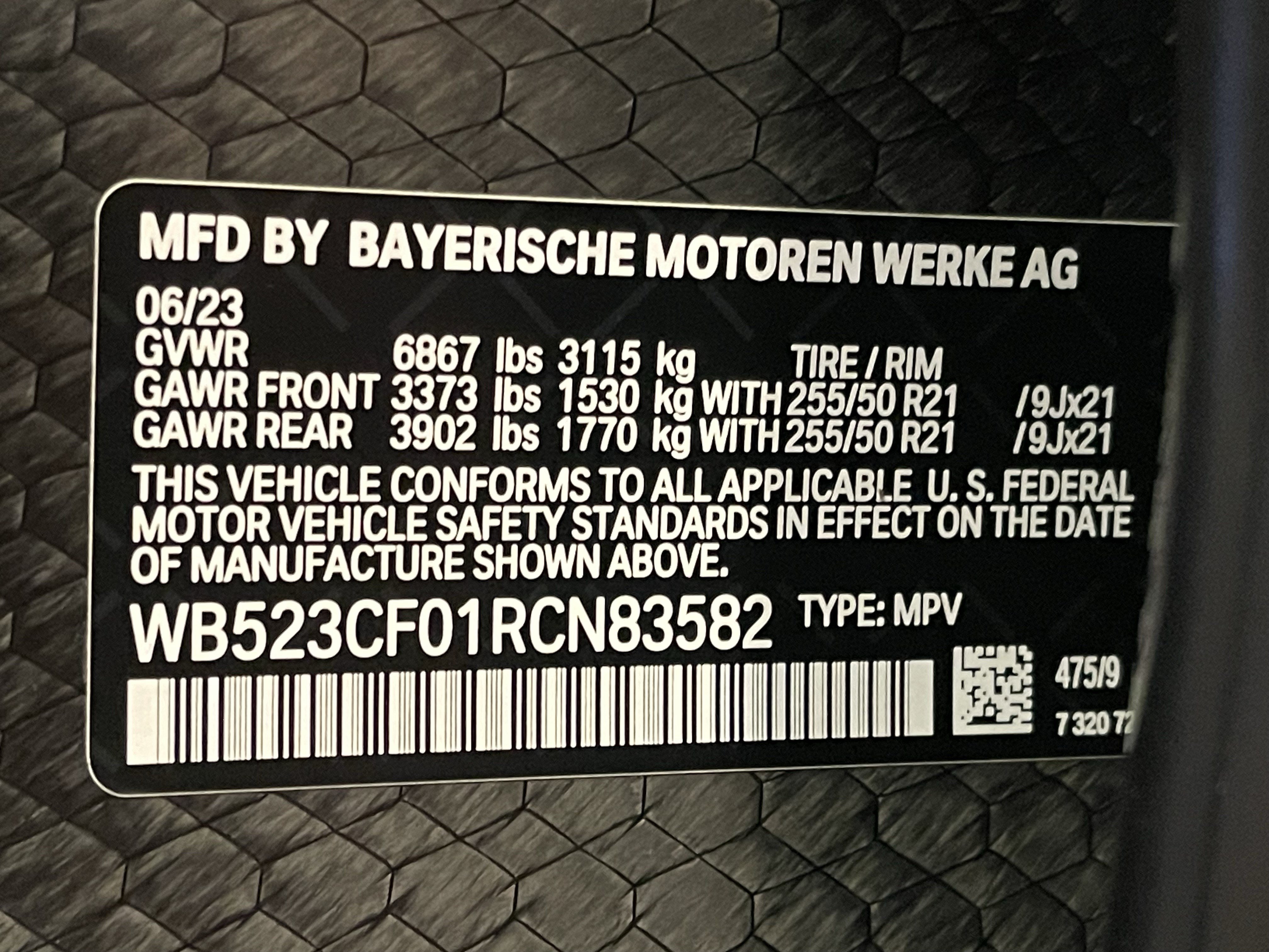 Certified 2024 BMW iX xDrive50 w/ Premium Package AWD/4WD image 25