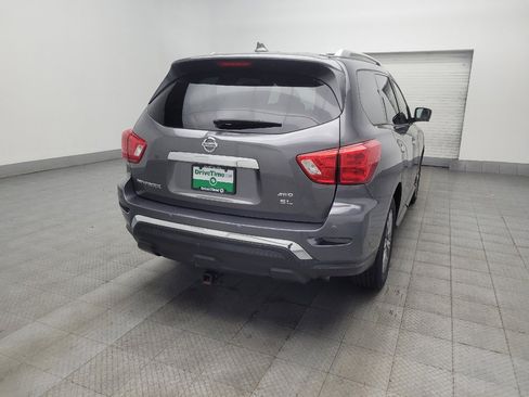 Used 2019 Nissan Pathfinder SL AWD/4WD image 9