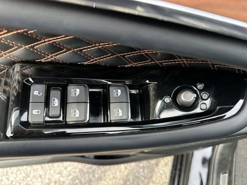 Used 2022 Jeep Grand Cherokee Summit w/ Adv Protech Group IV image 31