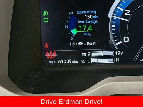 Used 2023 Toyota Tundra Platinum w/ Advanced Package AWD/4WD image 33
