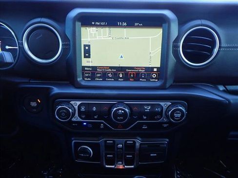 Used 2023 Jeep Wrangler Sahara w/ Cold Weather Group image 15