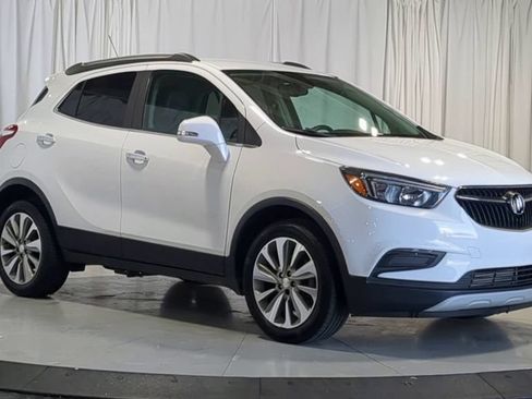 Used 2019 Buick Encore Preferred FWD image 3