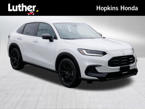 Used 2027 Honda HR-V Sport image 1
