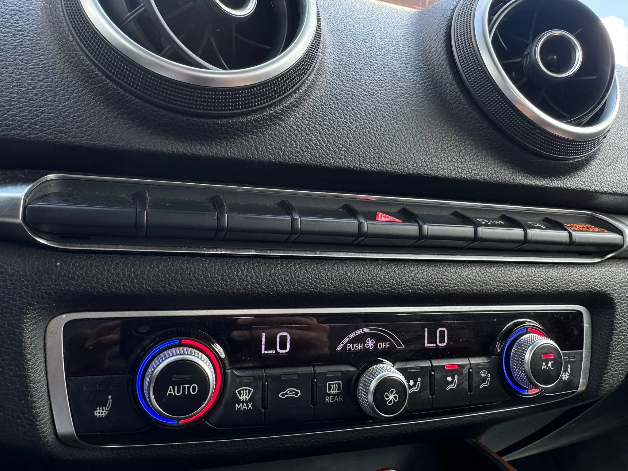 Used 2015 Audi A3 2.0T Premium w/ Audi MMI Navigation Plus AWD/4WD image 28