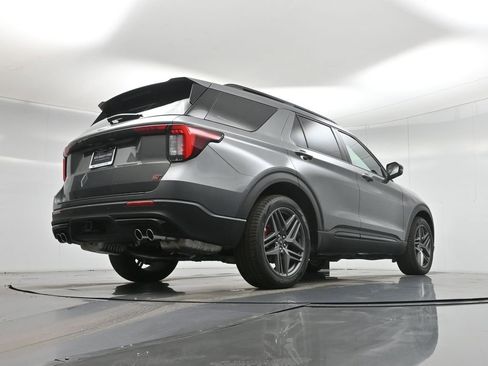 New 2026 Ford Explorer ST w/ Sun And Sound Package image 48