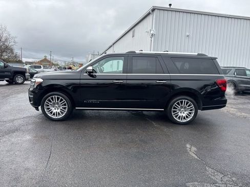 Used 2024 Ford Expedition Max Platinum AWD/4WD image 16