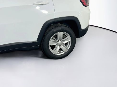 Used 2022 Jeep Compass Latitude AWD/4WD image 28