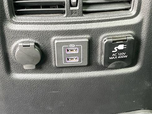 Used 2024 Nissan Titan PRO-4X w/ Off Road Protection Package image 24