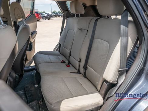 Used 2017 Hyundai Santa Fe Sport FWD image 11