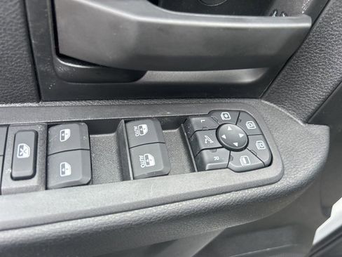 New 2026 RAM 2500 Tradesman AWD/4WD image 18