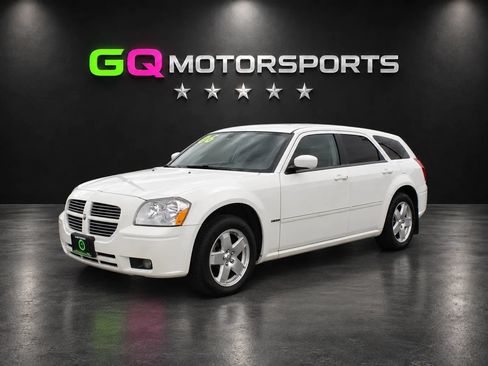 Used 2006 Dodge Magnum R/T w/ Convenience Group II AWD/4WD image 3