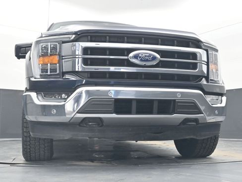 Used 2021 Ford F150 Lariat w/ Tow Technology Package image 26