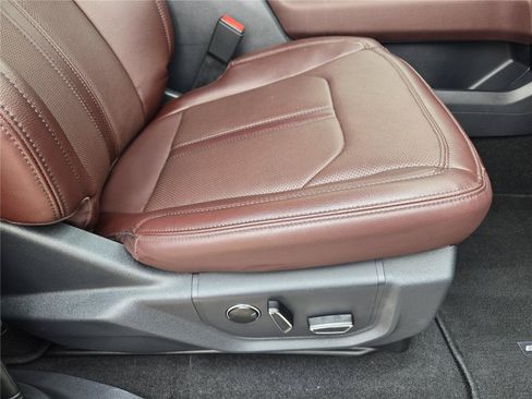 Certified 2024 Ford Expedition Limited RWD image 20