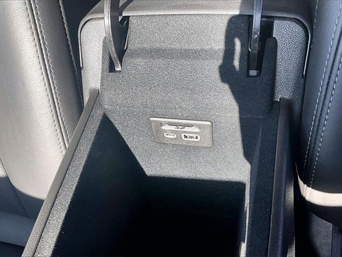 Certified 2023 Cadillac XT5 Premium Luxury image 16