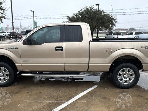 Used 2012 Ford F150 XLT w/ XLT Chrome Pkg image 8