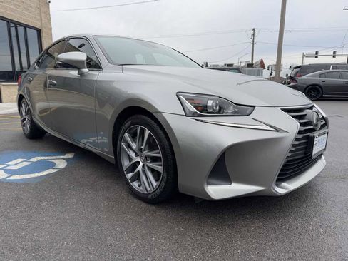Used 2018 Lexus IS 300 w/ Accessory Package 2 image 3