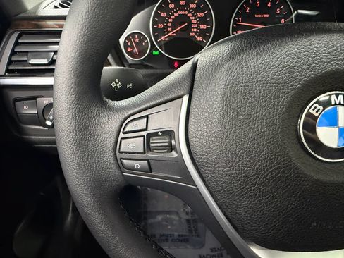 Used 2015 BMW 328i xDrive Sedan AWD/4WD image 16