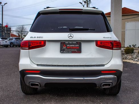 Used 2022 Mercedes-Benz GLB 250 4MATIC image 5