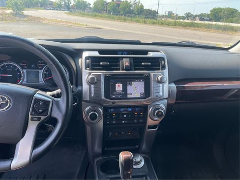 Used 2015 Toyota 4Runner Limited AWD/4WD image 15