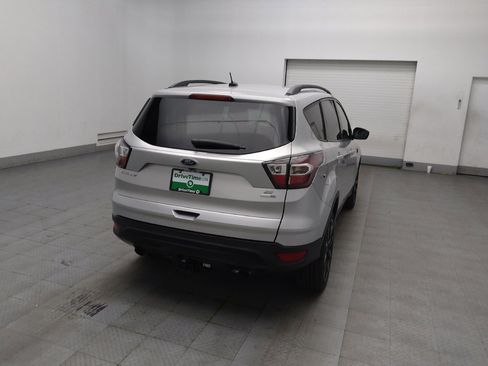 Used 2017 Ford Escape SE w/ SE Sport Appearance Package image 7