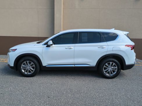 Used 2019 Hyundai Santa Fe SEL w/ Cargo Package image 7