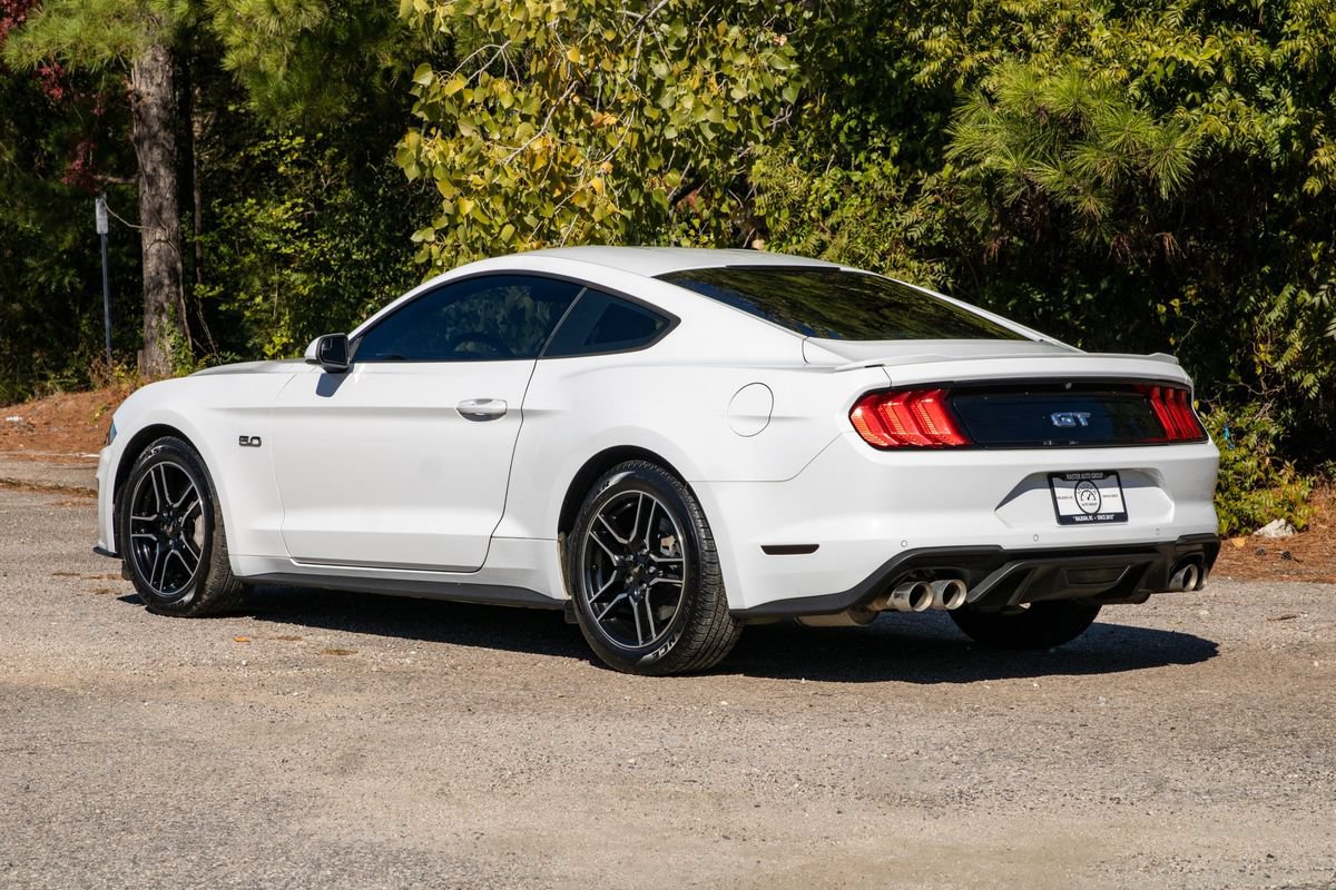 Used 2018 Ford Mustang GT RWD image 8