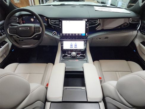 New 2026 Jeep Grand Wagoneer L Summit image 12