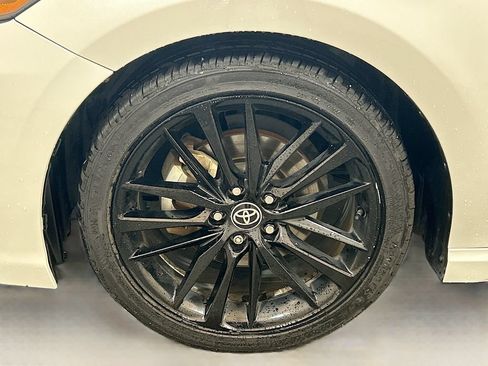 Used 2022 Toyota Camry XSE w/ Cold Weather Package FWD image 27