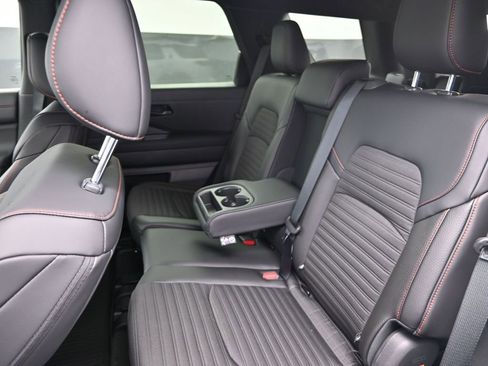 New 2026 Nissan Pathfinder Rock Creek AWD/4WD image 14