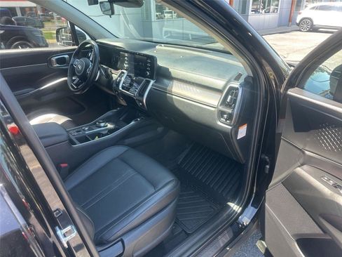 Used 2021 Kia Sorento S FWD image 9
