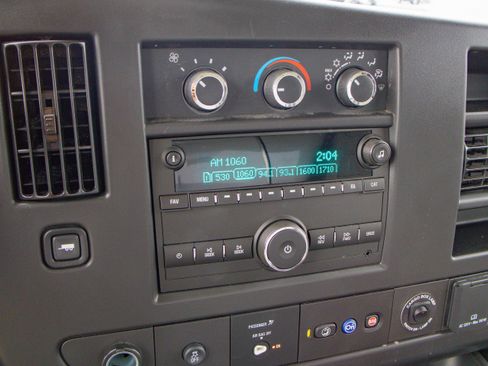 New 2025 Chevrolet Express 3500 w/ Power Convenience Package image 11