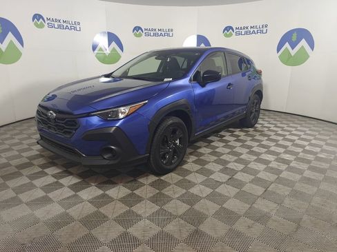Used 2025 Subaru Crosstrek 2.0i image 5