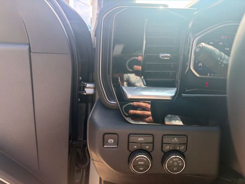 New 2026 Chevrolet Silverado 1500 RST w/ Convenience Package II AWD/4WD image 23