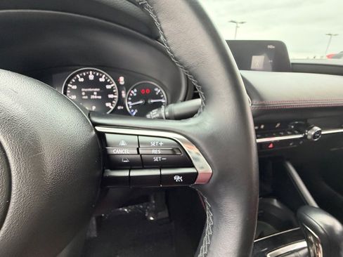 Used 2025 MAZDA MAZDA3 s image 18