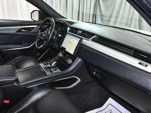 Used 2024 Jaguar F-PACE R-Dynamic S image 59