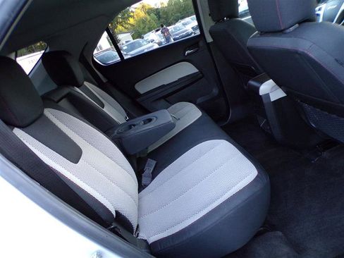 Used 2011 Chevrolet Equinox LT w/ Driver Convenience Package image 22