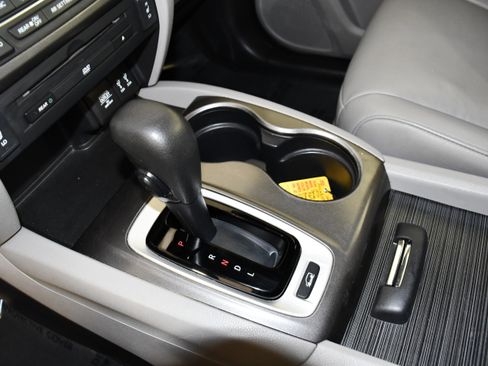 Used 2016 Honda Pilot EX-L image 32