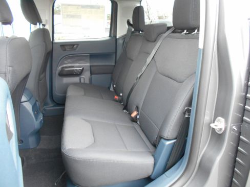 New 2026 Ford Maverick XL image 30