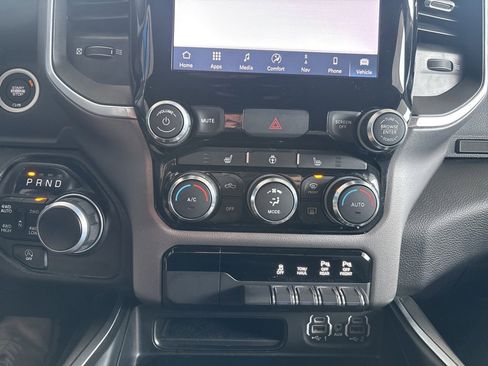 Used 2022 RAM 1500 Big Horn image 13