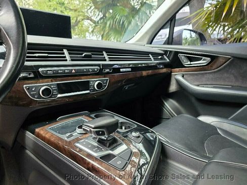 Used 2017 Audi Q7 3.0T Prestige AWD/4WD image 58