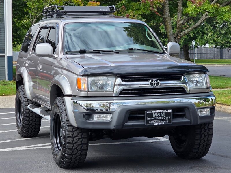 Used 2002 Toyota 4Runner SR5 AWD/4WD image 2
