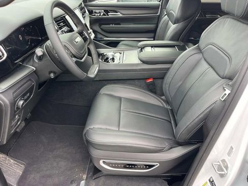 New 2026 Jeep Grand Wagoneer L Summit w/ Premium Group III AWD/4WD image 13